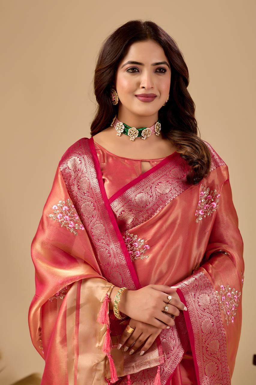 #Color_Gajri