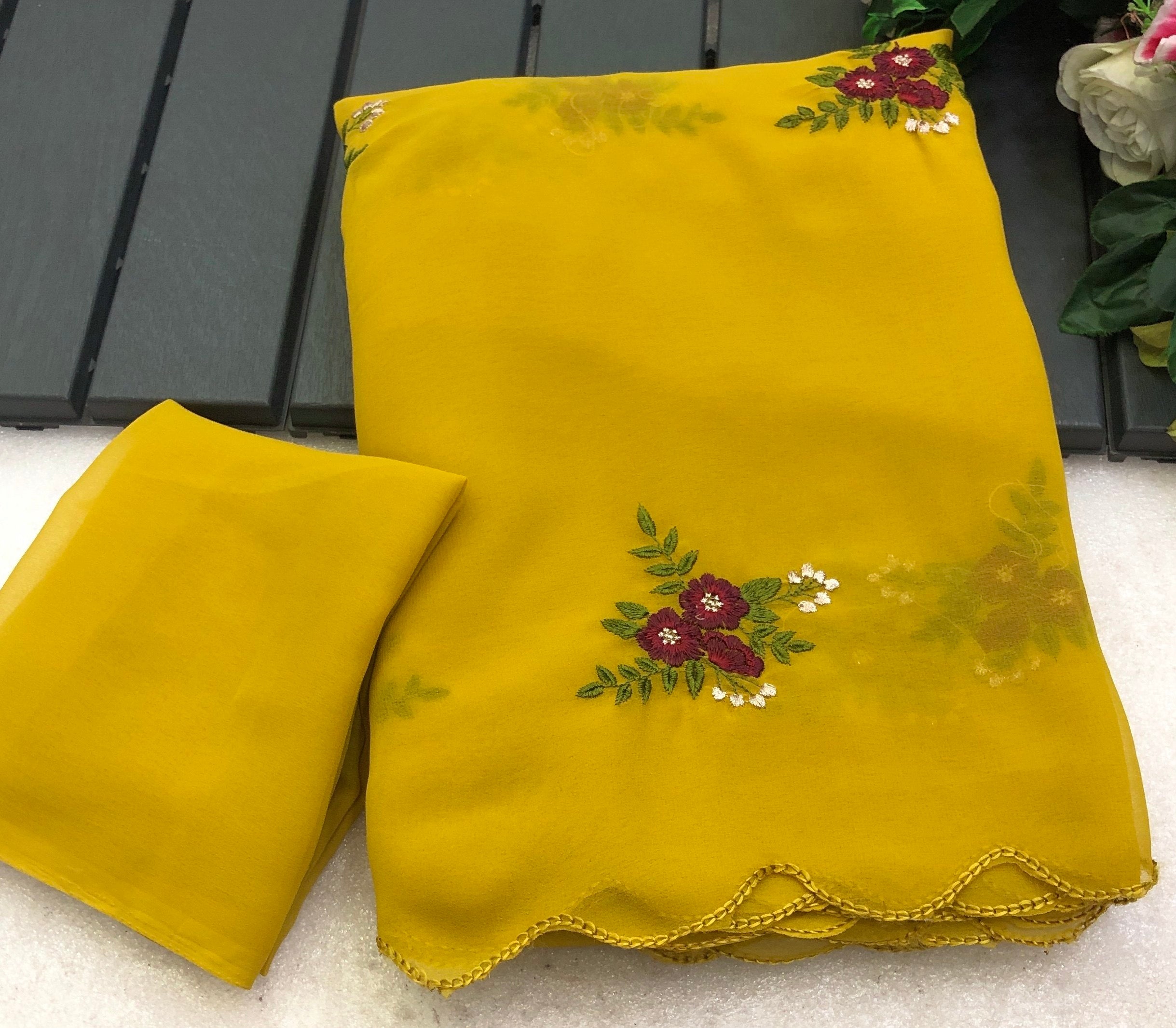 #Color_Mustard