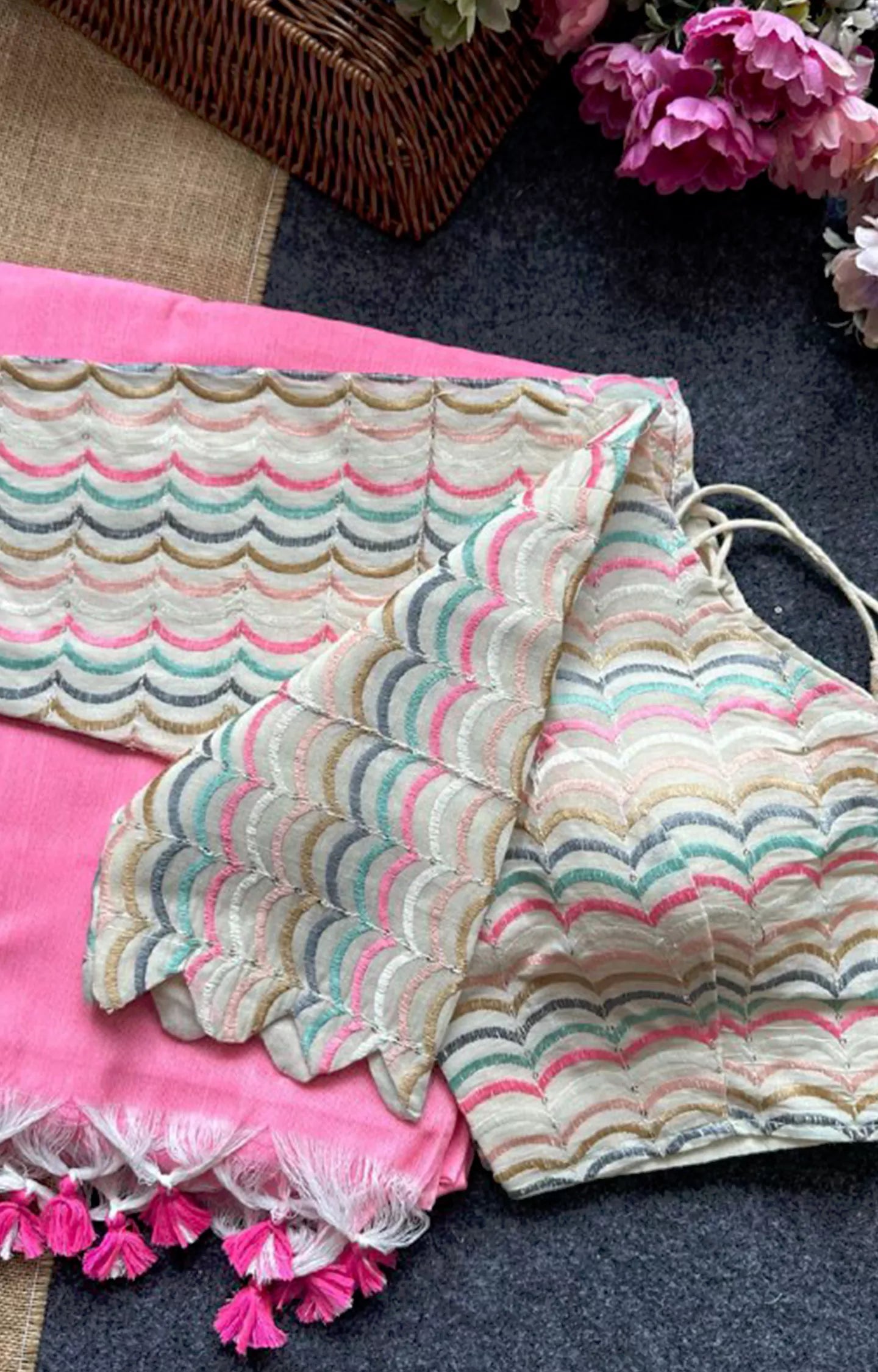 #Color_Pink