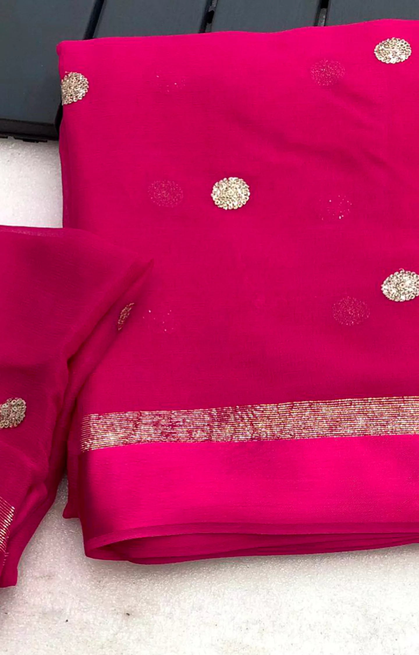 #Color_Pink
